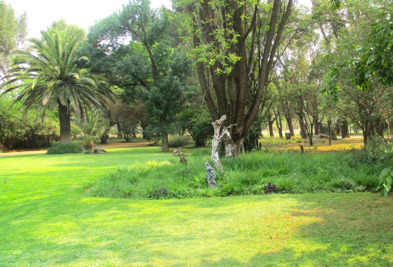 Lekker Rus Lägenhet Bloemfontein Exteriör bild