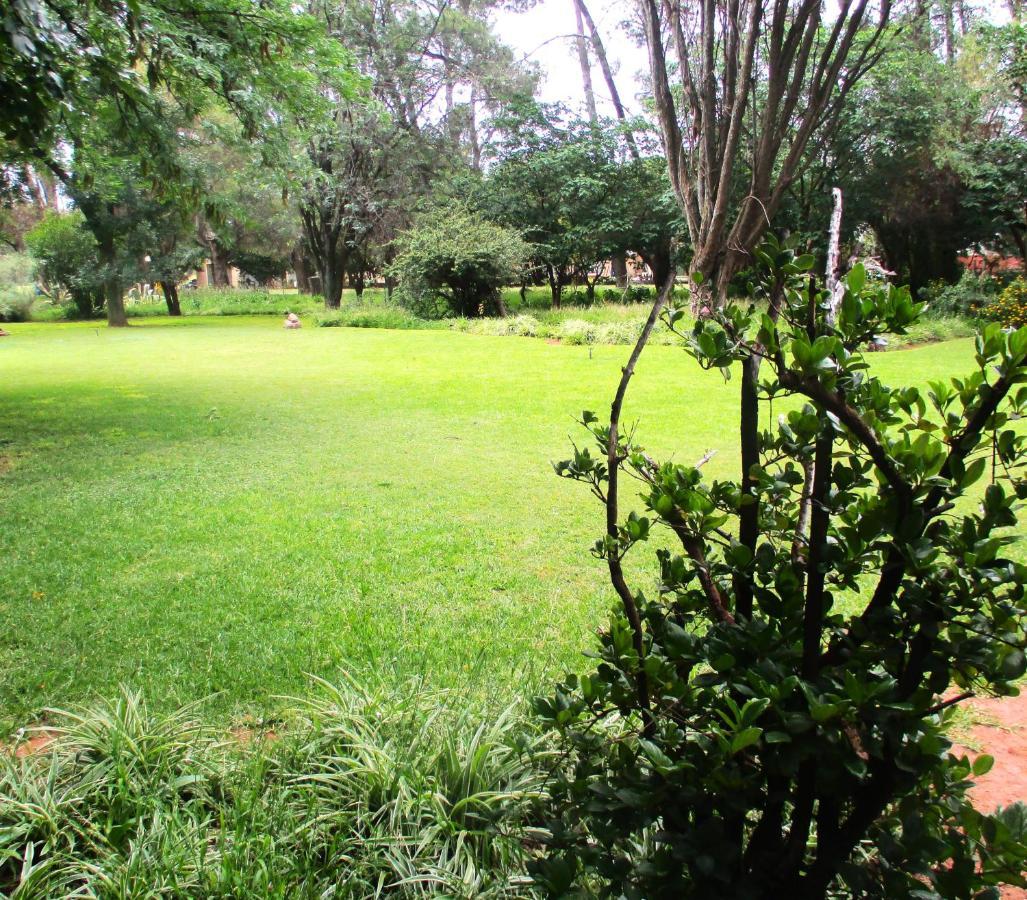 Lekker Rus Lägenhet Bloemfontein Exteriör bild